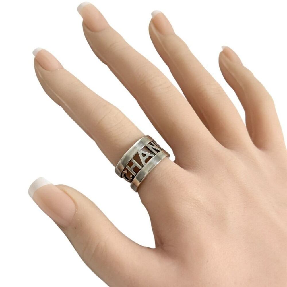 CHANEL Authentic Ring - Picture 9 of 9